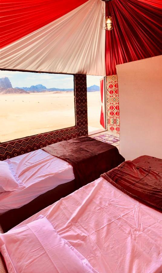 Rum Crown Wadi Rum Exteriör bild