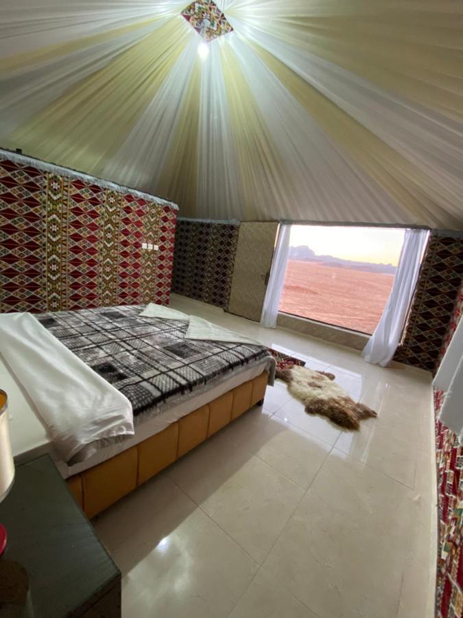 Rum Crown Wadi Rum Exteriör bild