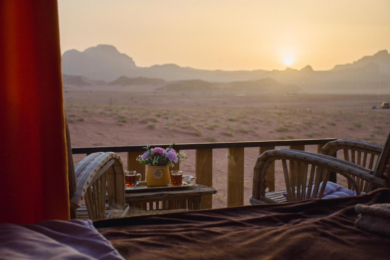 Rum Crown Wadi Rum Exteriör bild
